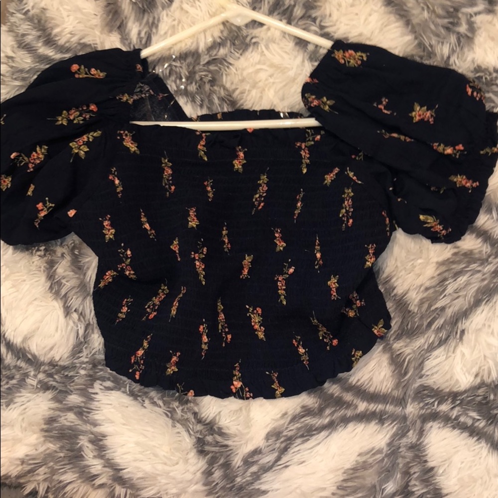 Cute crop top